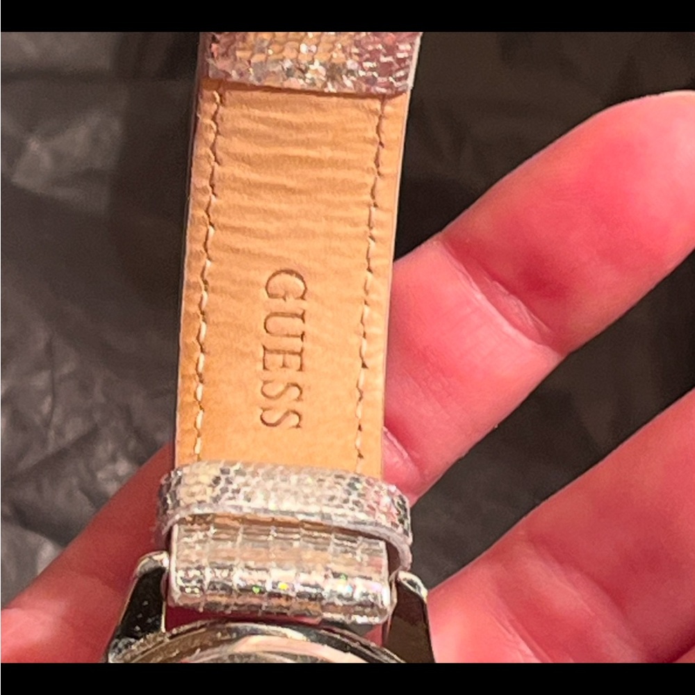 Guess- Vintage Y2K Silver Sparkly Holographic Band W/Crystal Details - Picture 6 of 9
